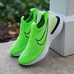Nike Epic Phantom React Flyknit :2092